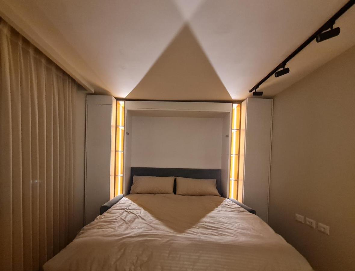 Adore - Modern Studio Tiranë Ngoại thất bức ảnh