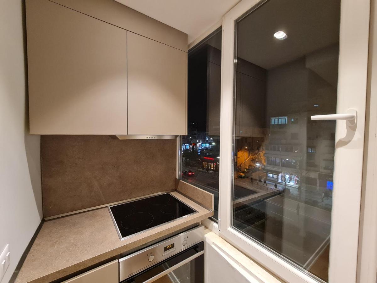 Adore - Modern Studio Tiranë Ngoại thất bức ảnh