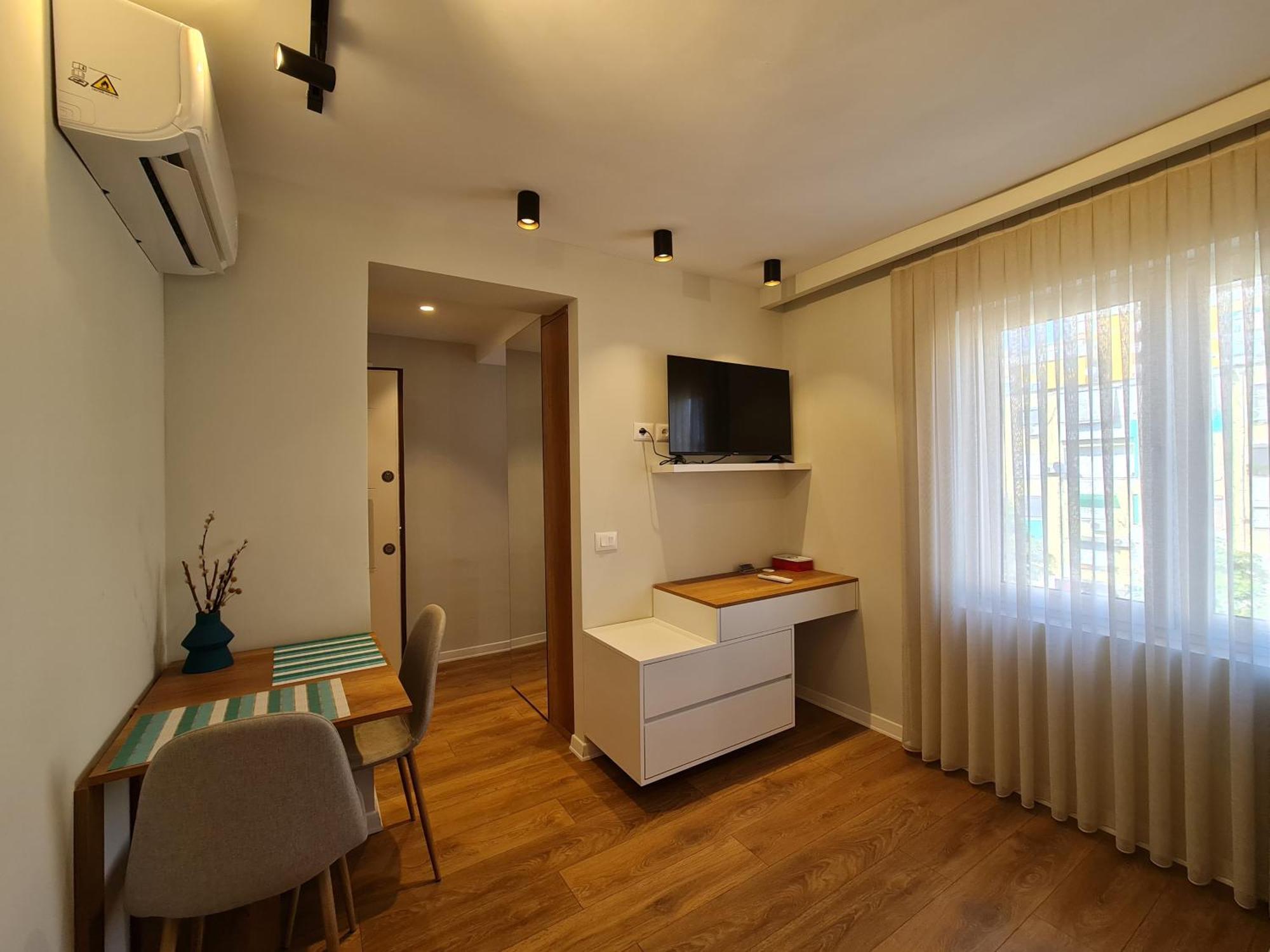 Adore - Modern Studio Tiranë Ngoại thất bức ảnh